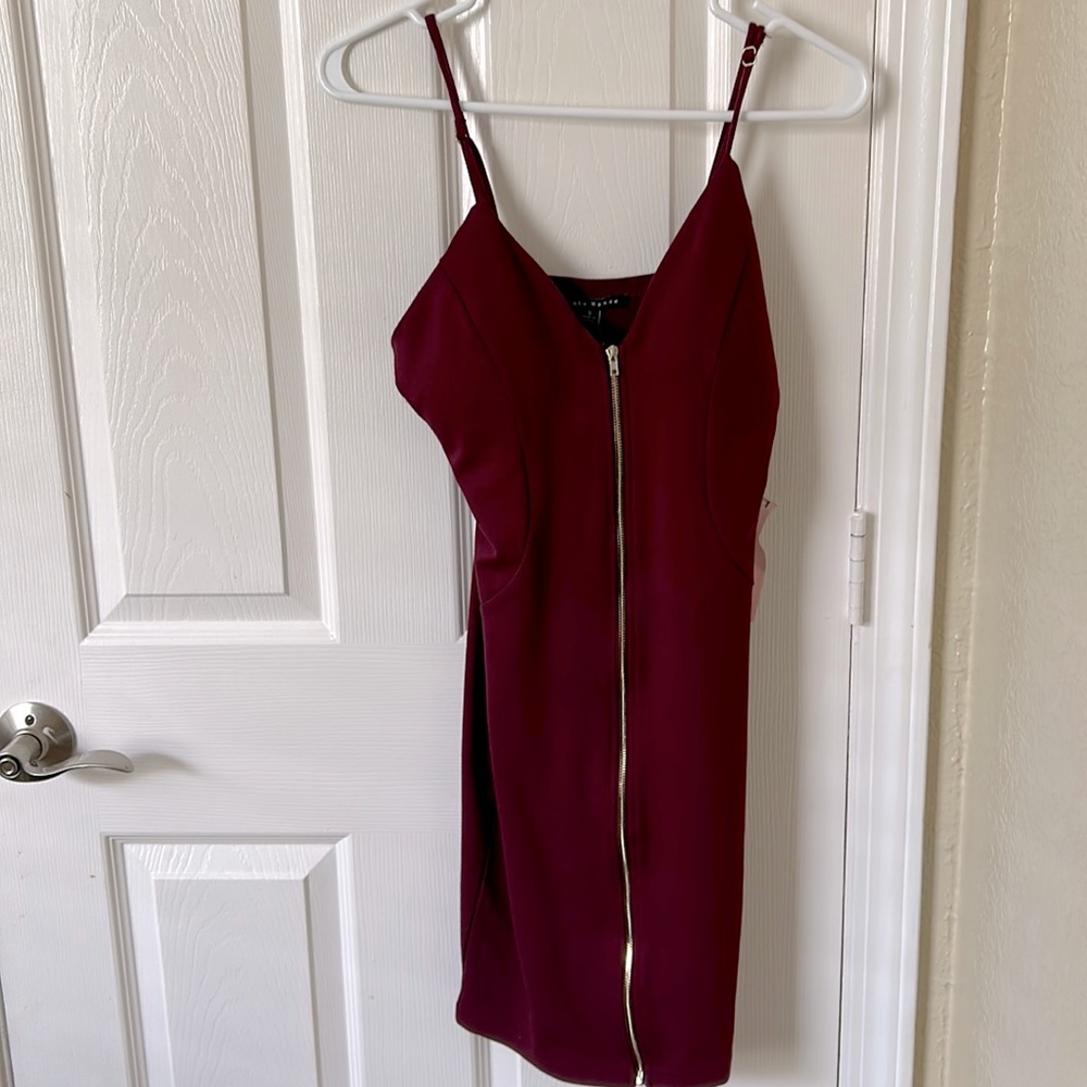 Haute minds dress, red wine bodycon, gold zipper in front, size s, never worn